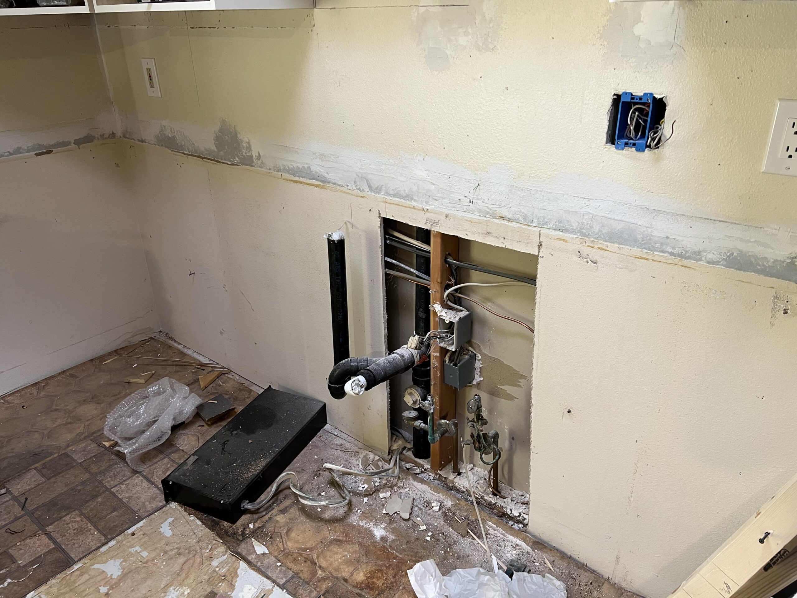DIY Kitchen Gut